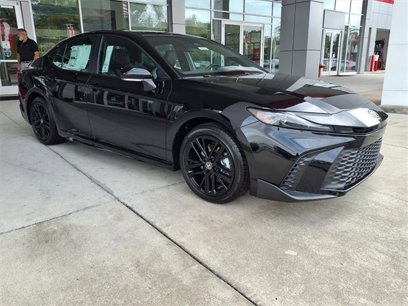 New 2025 Toyota Camry SE