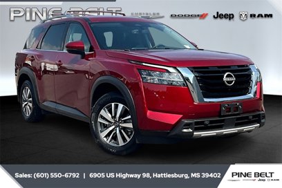 Used 2024 Nissan Pathfinder SL