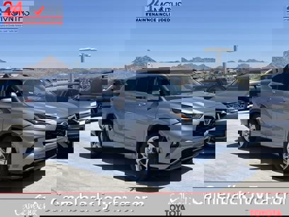 Used 2022 Toyota Highlander LE