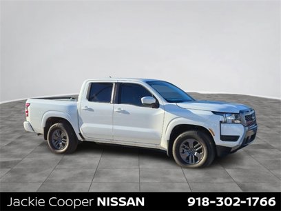 New 2025 Nissan Frontier SV