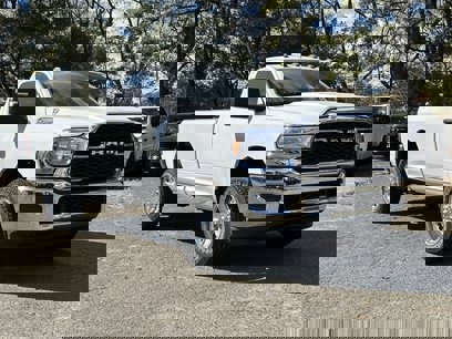 New 2024 RAM 2500 Tradesman w/ Chrome Appearance Group