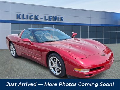 Used 2004 Chevrolet Corvette Coupe w/ Roof Package