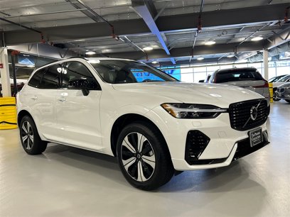 Used 2025 Volvo XC60 T8 Core w/ Protection Package Premier
