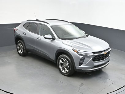 New 2025 Chevrolet Trax LT w/ Driver Confidence Package