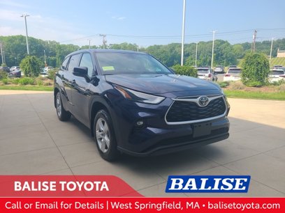Used 2022 Toyota Highlander LE