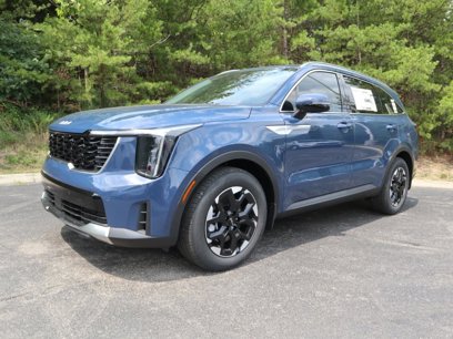 New 2025 Kia Sorento S