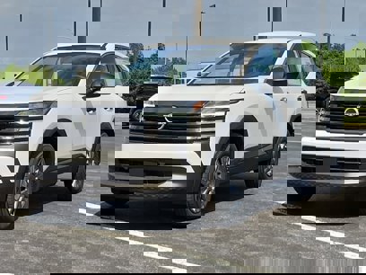 New 2025 Nissan Kicks S