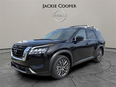 New 2025 Nissan Pathfinder SL w/ SL Premium Package