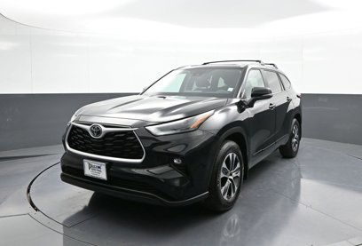 Certified 2024 Toyota Highlander XLE