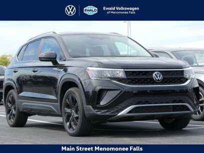Certified 2022 Volkswagen Taos SE w/ Panoramic Sunroof Package