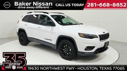 Used 2023 Jeep Cherokee Altitude Lux