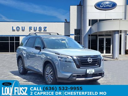 Used 2024 Nissan Pathfinder SL w/ SL Premium Package