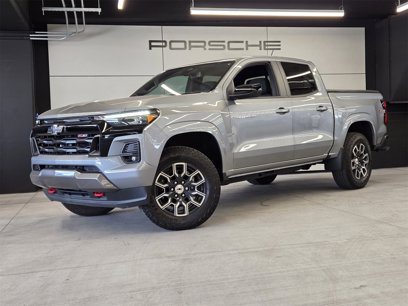 Used 2024 Chevrolet Colorado Z71 w/ Z71 Convenience Package 2