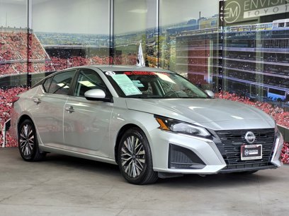 Used 2023 Nissan Altima 2.5 SV