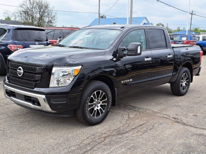 Used 2021 Nissan Titan SV w/ SV Convenience Package