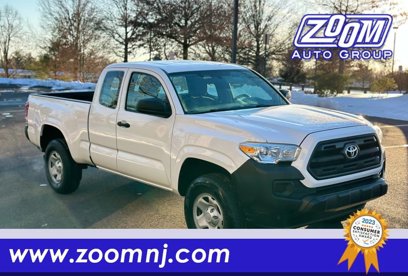 Used 2016 Toyota Tacoma SR