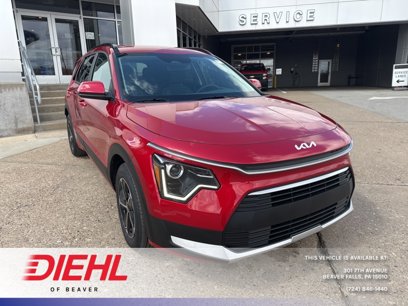 New 2025 Kia Niro LX