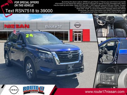 Used 2024 Nissan Pathfinder SL