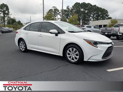 Used 2025 Toyota Corolla LE w/ Convenience Package
