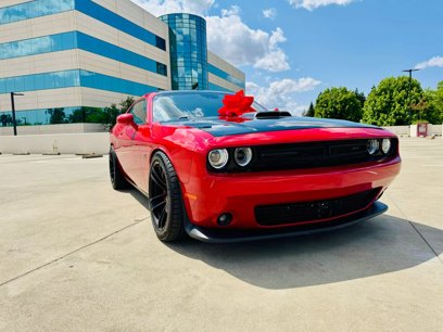 Used 2015 Dodge Challenger SRT w/ Technology Group