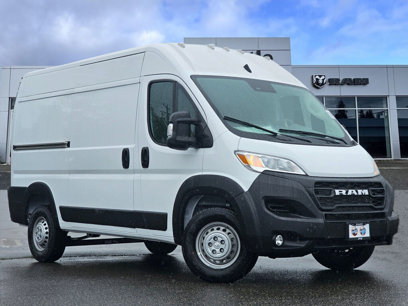 New 2024 RAM ProMaster 3500 w/ Premium Convenience Group