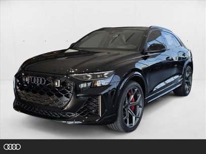 New 2025 Audi RS Q8 performance