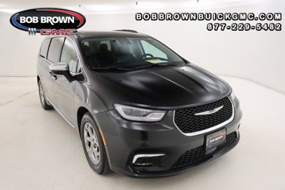 Used 2023 Chrysler Pacifica Limited