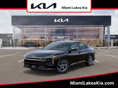 New 2025 Kia K4 LXS