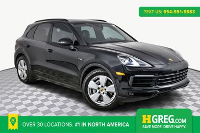 Used 2021 Porsche Cayenne E-Hybrid w/ Premium Package