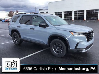 New 2025 Honda Pilot TrailSport