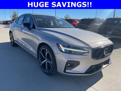 New 2024 Volvo S60 B5 Plus