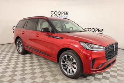 New 2025 Lincoln Aviator AWD w/ Jet Appearance Package