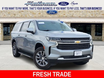 Used 2024 Chevrolet Suburban LT w/ Luxury Package