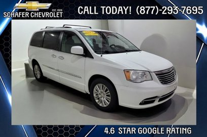 Used 2015 Chrysler Town & Country Limited