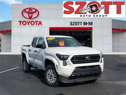 New 2024 Toyota Tacoma SR