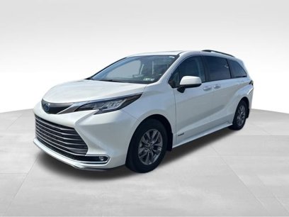 Used 2021 Toyota Sienna XLE w/ XLE Plus Package