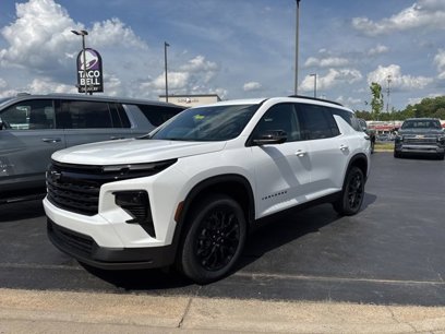 New 2025 Chevrolet Traverse LT w/ Midnight/Sport Edition