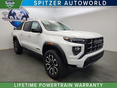New 2025 GMC Canyon AT4 w/ Nightfall Edition