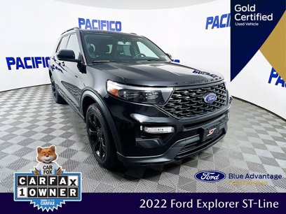 Certified 2022 Ford Explorer ST-Line w/ Class IV Trailer Tow Package