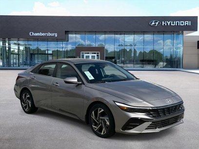 New 2025 Hyundai Elantra SEL