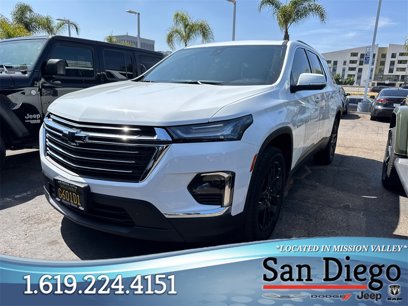 Used 2023 Chevrolet Traverse LT
