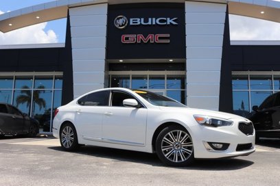 Used 2015 Kia Cadenza Premium