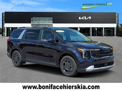 Certified 2025 Kia Carnival EX