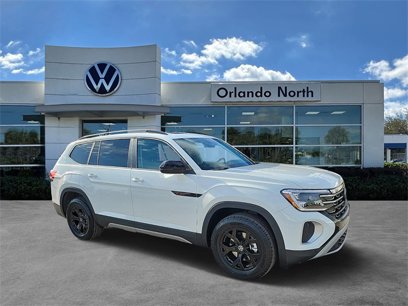 New 2025 Volkswagen Atlas Peak Edition SE