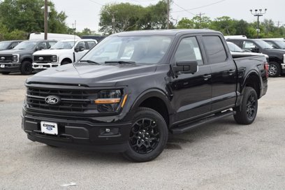 New 2025 Ford F150 XLT w/ Equipment Group 302A MID