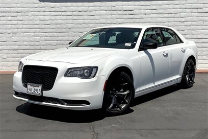 Certified 2023 Chrysler 300 Touring w/ Sport Appearance Package