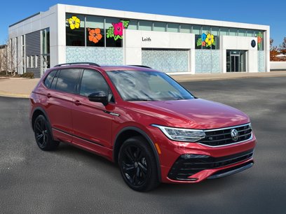 Certified 2024 Volkswagen Tiguan SE R-Line