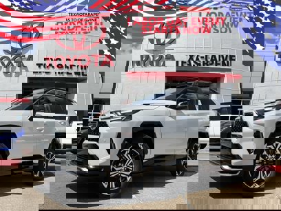 New 2025 Toyota RAV4 XSE