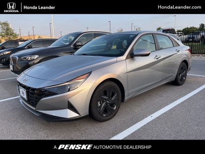 Used 2021 Hyundai Elantra SEL w/ Preferred Accessory Package