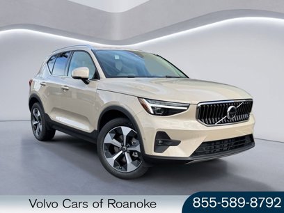 New 2025 Volvo XC40 B5 Plus w/ Protection Package Premier